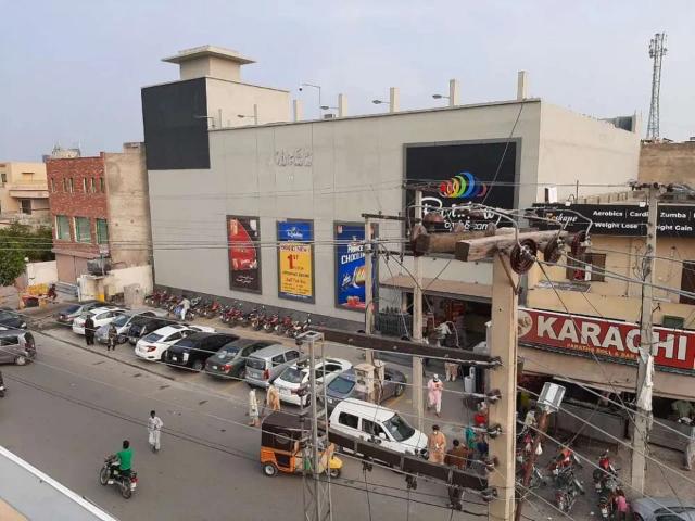 Prime location commercial hall main road corner Lahore Wapda Town ID 19997
