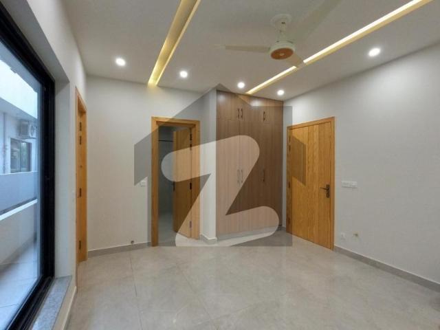 Prime Location D 12/4