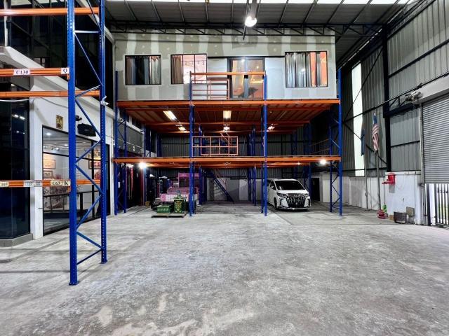 Prime Location Direct Mall Access Panoramic Views