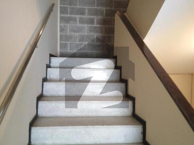 Prime Location Excellent House Tile And Wood Floor Ideal For Foreigners F 7