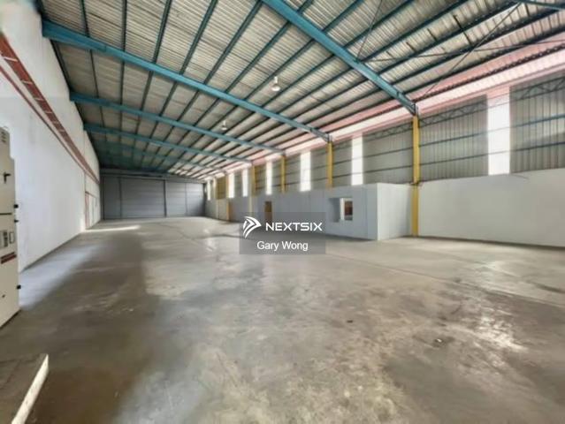 Prime Location Facing Mainroad Endlot Ground Floor Shop Kota Kemuning