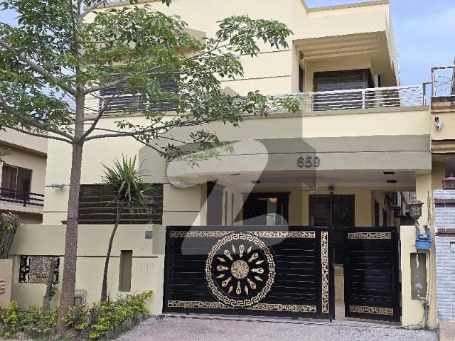 Prime Location For Self Solid Constructed 6 Bedrooms House For Sale In Phase 4 Bahria Town