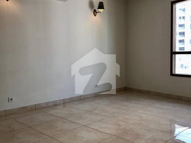 Prime Location Flat Of 1619 Square Feet In Emaar Pearl Towers For Rent