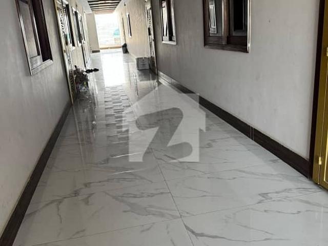 Prime Location Flat Of 1650 Square Feet In Muslimabad Society Is Available