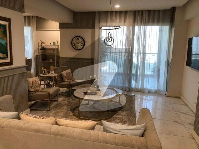 Prime Location Flat Of 2500 Square Feet Is Available In Contemporary Neighborhood Of Civil Lines