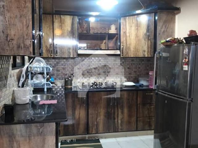 Prime Location Flat Of 950 Square Feet Available In Gulistan e Jauhar Block 14