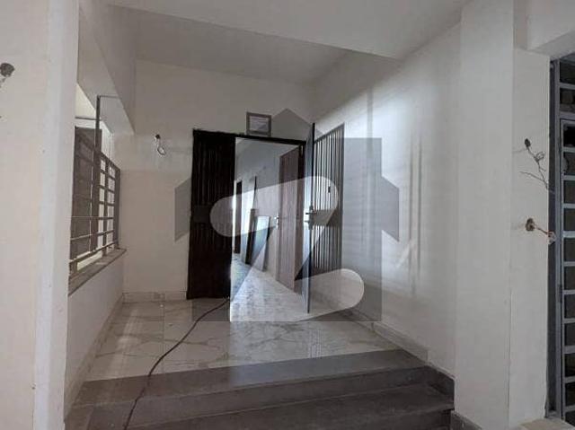 Prime Location Flat For rent In Rs. 230000