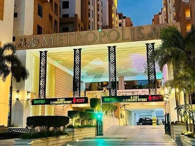 Prime Location Flat For Sale In Karachi