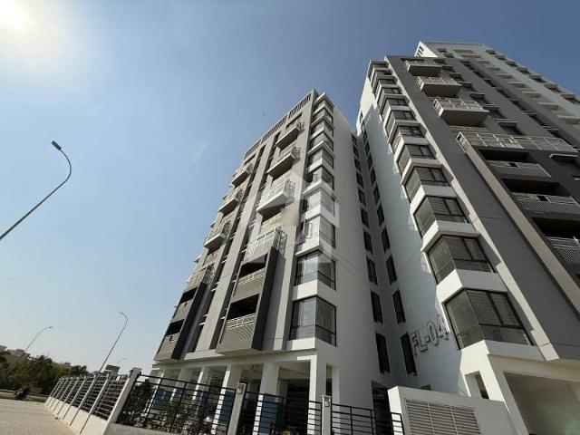 Prime Location Flat Sized 1250 Square Feet Is Available For sale In Naya Nazimabad