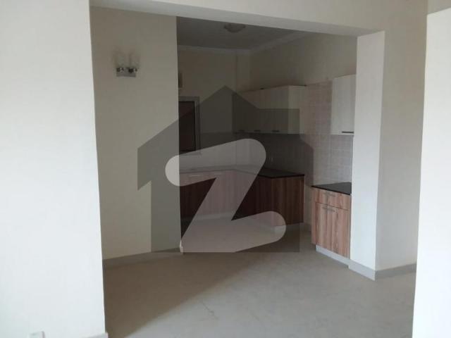 Prime Location Flat Sized 2250 Square Feet Available In Bahria Apartments