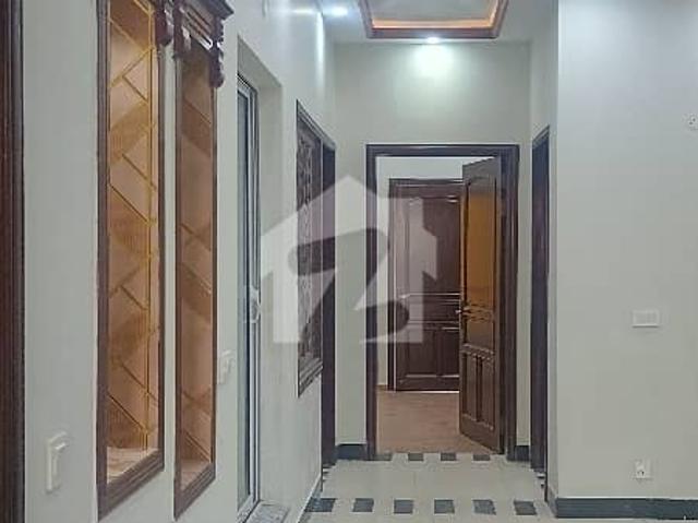Prime Location Good 10 Marla House For Sale In Top City 1 Block D