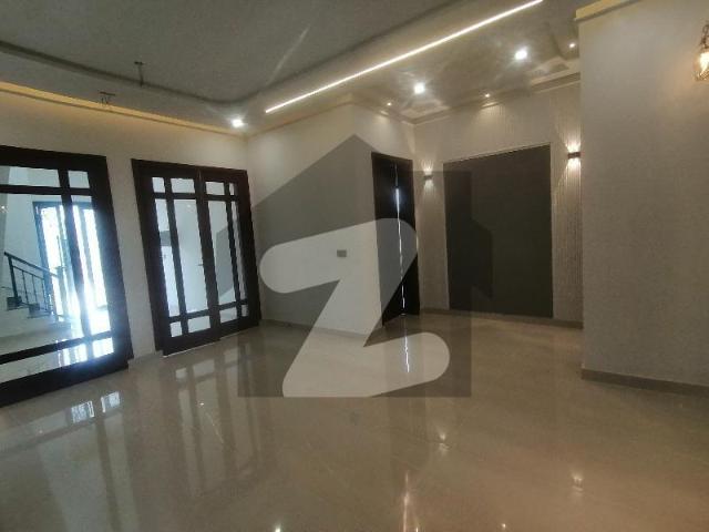 Prime Location House Available For rent In Wapda Town Phase 2