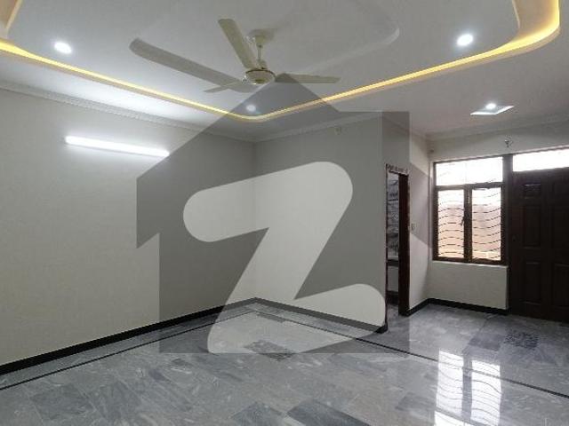 Prime Location House Available For sale In Airport Housing Society Sector 4