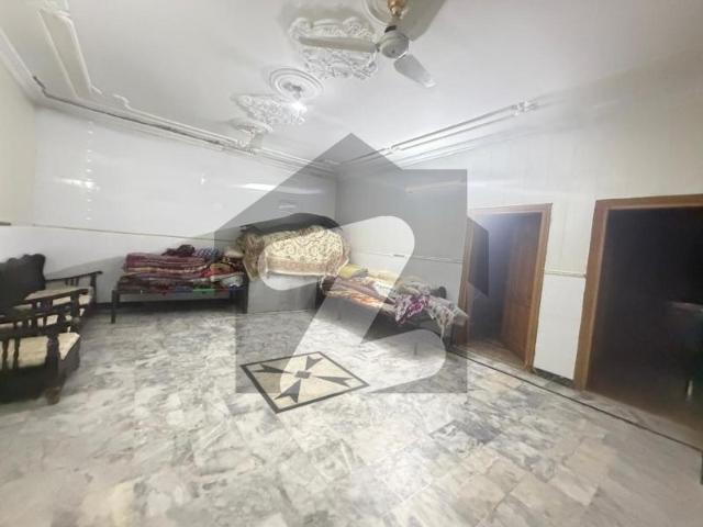 Prime Location House For Grabs In 12 Marla Peshawar Hayatabad Phase 1