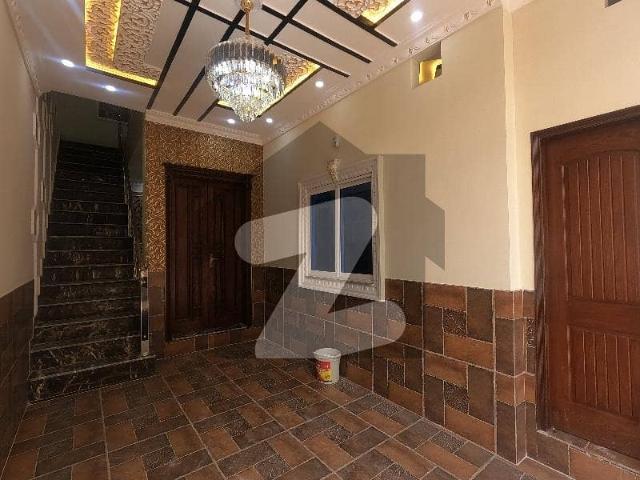 Prime Location House For Grabs In 4 Marla Samanabad