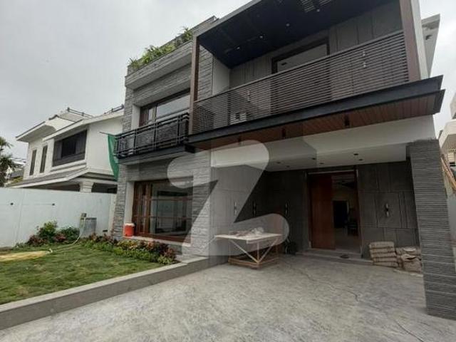 Prime Location House For Grabs In 500 Square Yards Karachi DHA Phase 5
