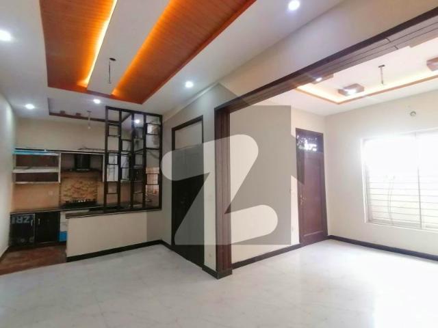 Prime Location House For sale Situated In Punjab University Phase 2 Block B