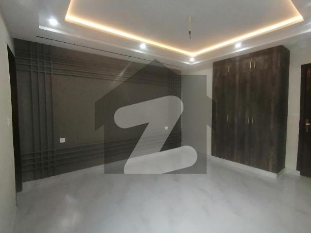 Prime Location House For rent Is Readily Available In Prime Location Of Royal Orchard