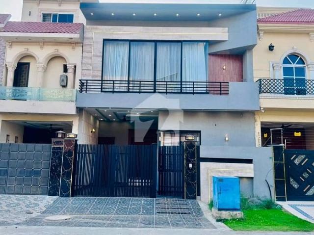 Prime Location House In Citi Housing Society For sale
