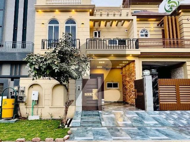 Prime Location House In Citi Housing Society Sized 5 Marla Is Available