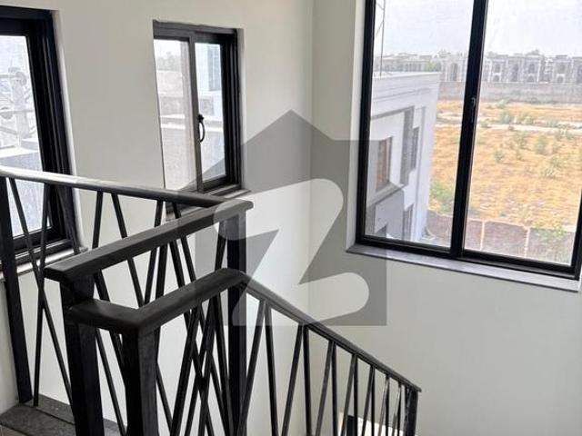Prime Location House In Multan Public School Road Sized 6.5 Marla Is Available Multan Public School Road
