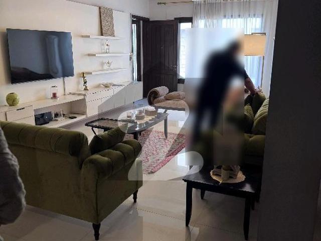 Prime Location House Of 500 Square Yards Available In DHA Phase 8