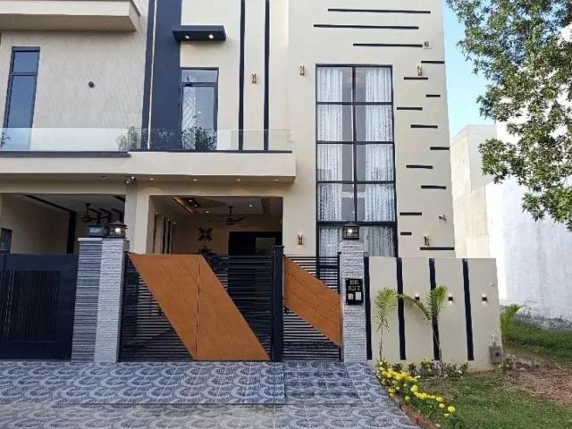 Prime Location House Of 5 Marla Is Available For sale Gujranwala Citi Housing Society ID 98973