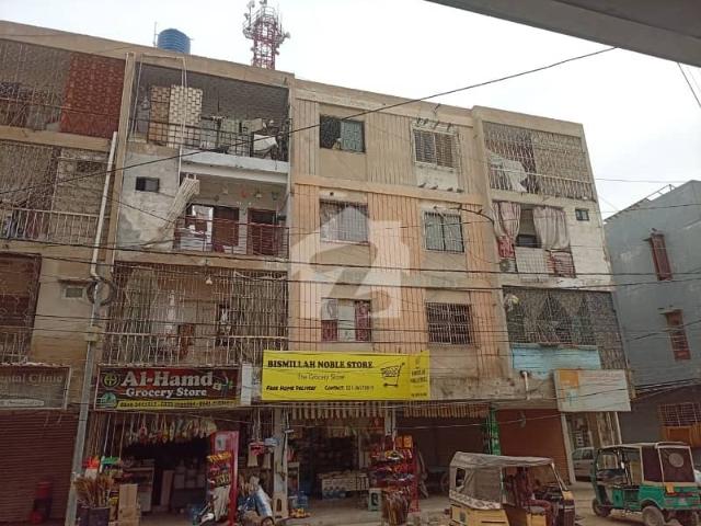 Prime Location House Of 900 Square Feet Is Available In Contemporary Neighborhood Of North Nazimabad