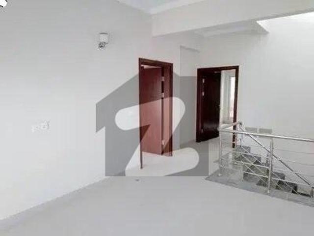 Prime Location House Of 152 Square Yards In Bahria Town Precinct 10 B For rent Bahria Town Precinct 10 B