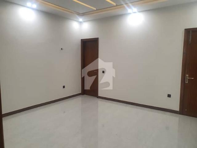 Prime Location House Of 256 Square In North Nazimabad Block N Is Available