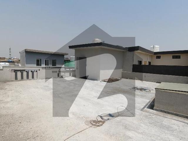 Prime Location House Sized 5 Marla Available In Yousaf Colony