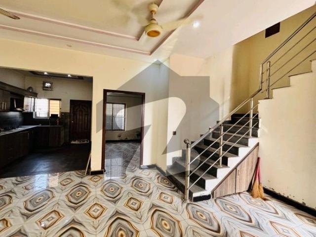 Prime Location House Sized 5 Marla Available In Citi Housing Society