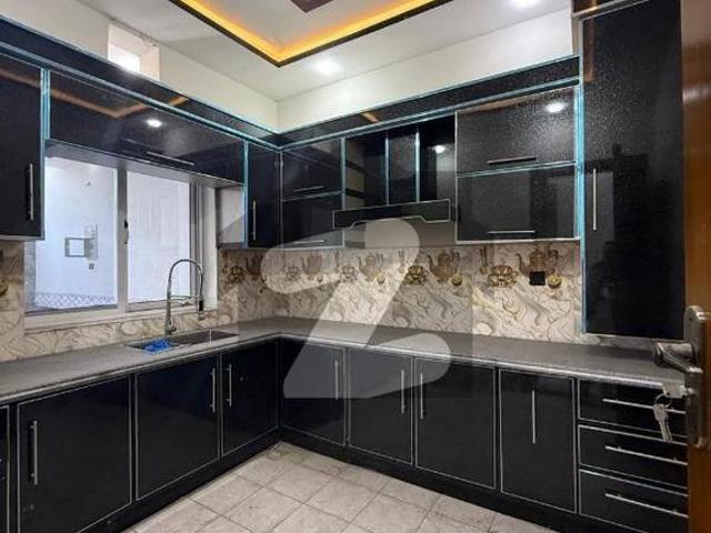 Prime Location House Sized 7 Marla Is Available For sale In Wapda Town