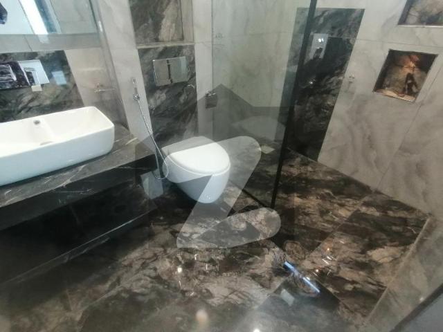 Prime Location House Sized 10 Marla Is Available For sale In Wapda Town Phase 1 Block E