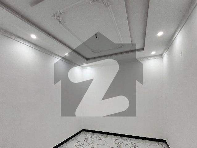 Prime Location House Sized 1 Kanal Is Available For Rent In Wapda Town