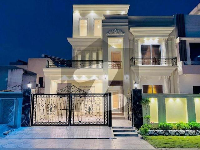 Prime Location House Spread Over 10 Marla In Citi Housing Society Available Citi Housing Society