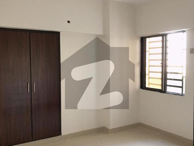 Prime Location Ideal 2 bed dd Flat For Rent In Saadi Road west open corner Saadi Road