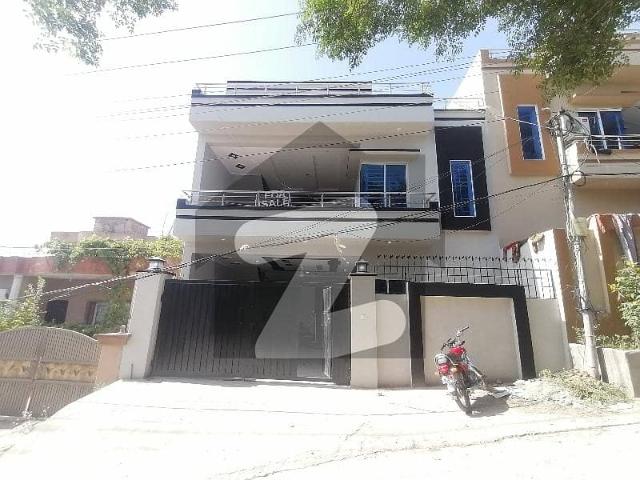 Prime Location Ideal House For sale In Gulshan Abad Sector 1