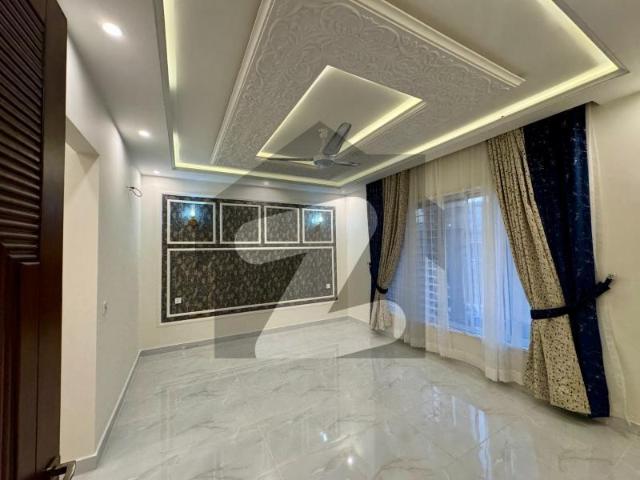 Prime Location Ideal House For rent In Wapda Town