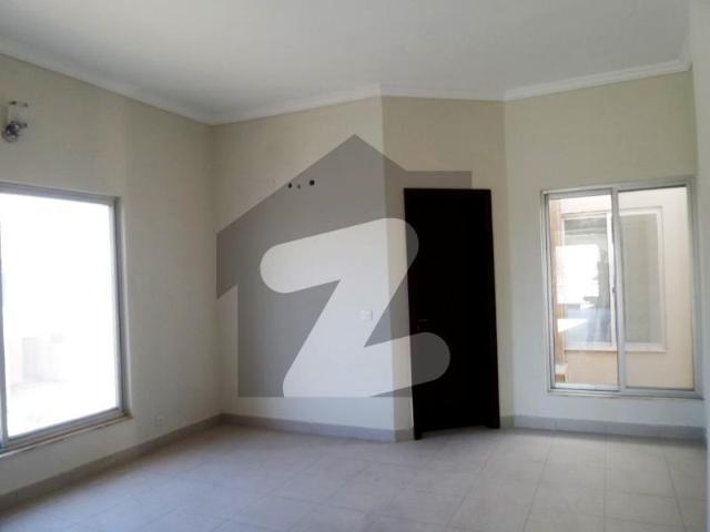 Prime Location In Bahria Town Precinct 10 A House For Rent Sized 200 Square Yards Bahria Town Precinct 10 A