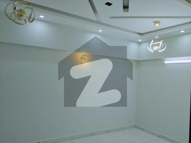 Prime Location In Cosmopolitan Society Flat Sized 1750 Square Feet For rent Cosmopolitan Society