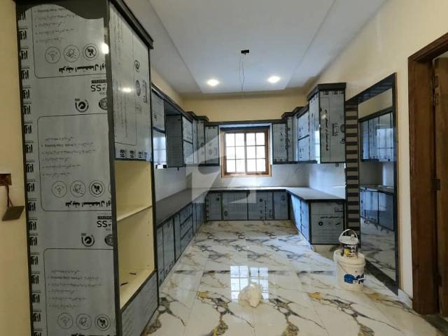 Prime Location In Gulistan e Jauhar Block 14 House Sized 450 Square Yards For sale