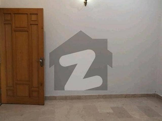 Prime Location Lower Portion Of 12 Marla In I 8 For rent