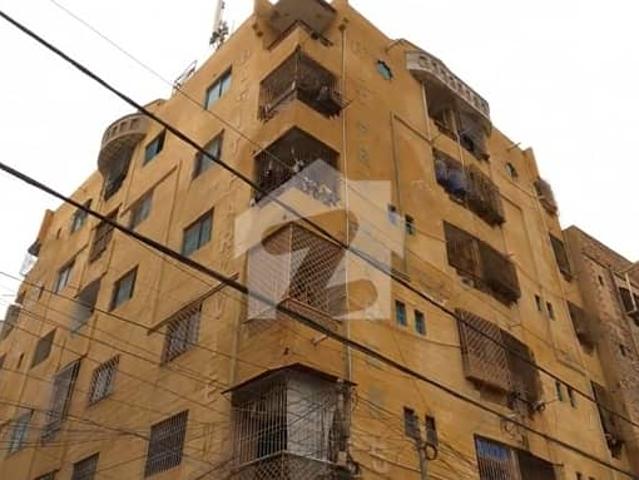 Prime Location North Nazimabad Block K Flat Sized 850 Square Feet