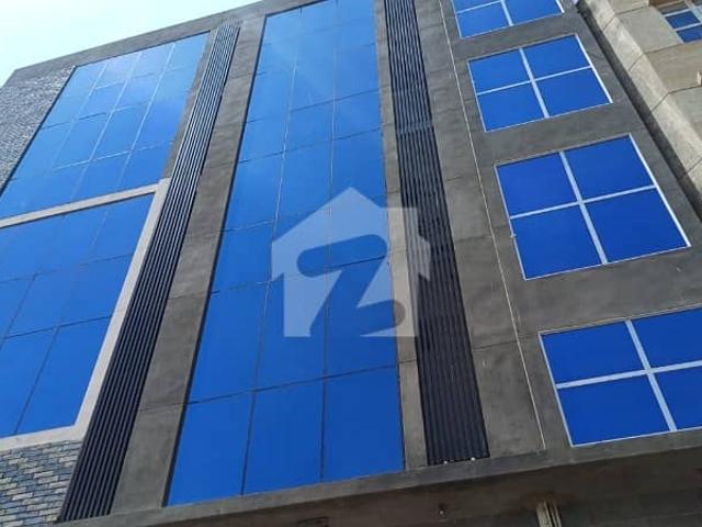 Prime Location Office For Rent In Beautiful Saba Commercial Area