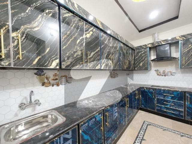Prime Location Range Road House Sized 6 Marla Range Road