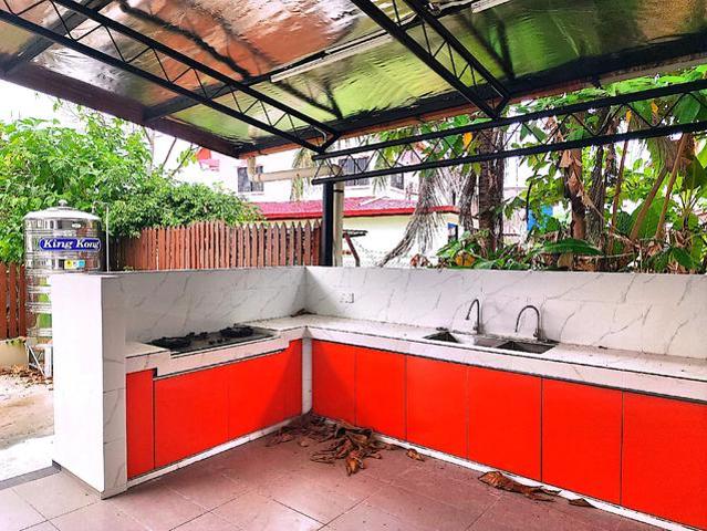 Prime Location Super Rare Two Storey SemiDetached Landed For Rent