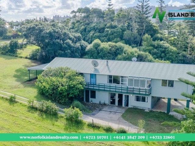 ? PRIME MULTI INCOME INVESTMENT IN PARADISE
