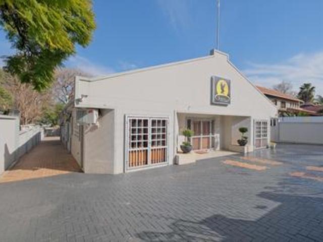 prime office on the market near broo.