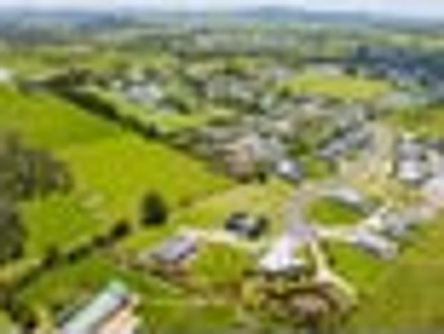 Prime Section in Waipu Green Estate